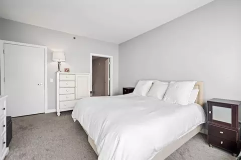 Bedroom - 8 E Randolph St #3004, Chicago, IL 60601 photo 2 of 3