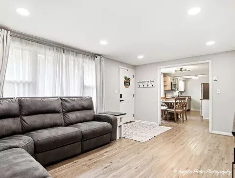 Other - 5703 Fox Lake Rd, Mchenry, IL 60051 photo 2 of 6