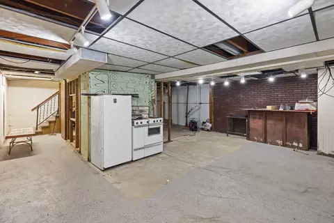 Kitchen - 512 S Wall St, Kankakee, IL 60901 photo 3 of 3