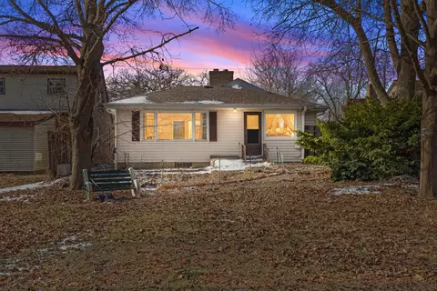 Exterior - 512 S Wall St, Kankakee, IL 60901 photo 2 of 6