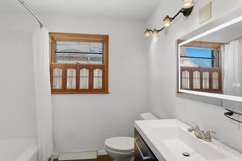 Bath - 512 S Wall St, Kankakee, IL 60901 photo 1 of 2