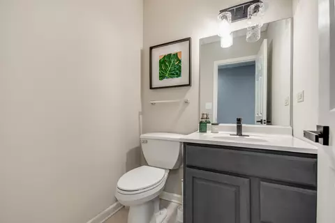 Bath - Undisclosed, Naperville, IL 60563 photo 5 of 5