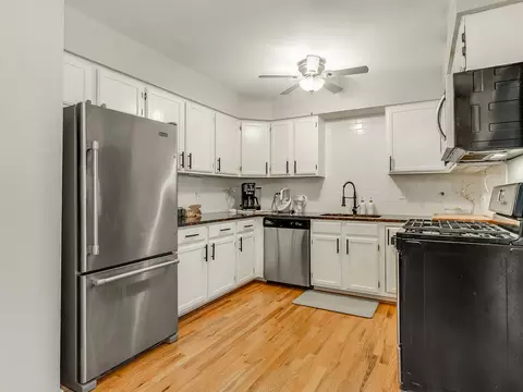 Kitchen - Undisclosed, Naperville, IL 60563 photo 2 of 4