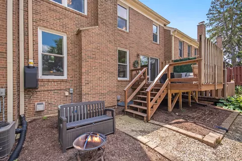 Exterior - Undisclosed, Naperville, IL 60563 photo 8 of 8