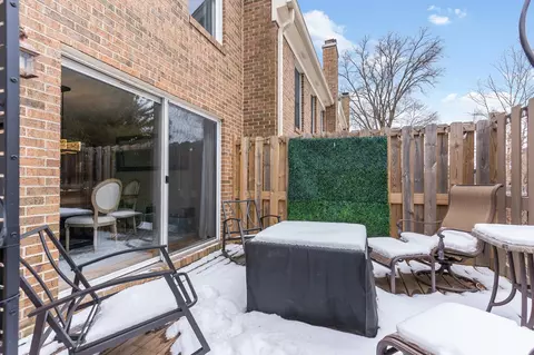 Exterior - Undisclosed, Naperville, IL 60563 photo 4 of 8