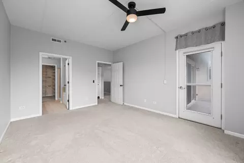 Bedroom - 3100 Town Square Dr #204, Rolling Meadows, IL 60008 photo 2 of 3