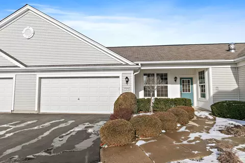 13454 Delaney Rd, Huntley, IL 60142