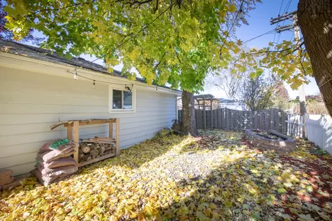 101 N Pine St, Mount Prospect, IL 60056 photo 23