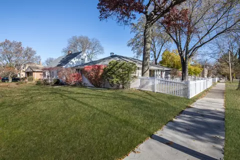 101 N Pine St, Mount Prospect, IL 60056 photo 24