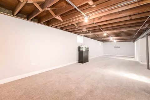 101 N Pine St, Mount Prospect, IL 60056 photo 17