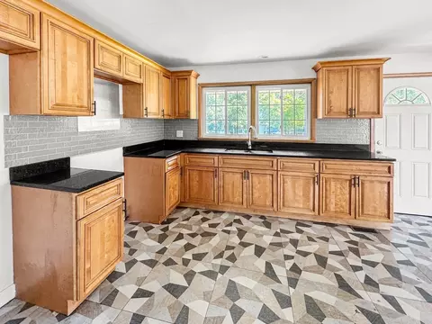Kitchen - 15831 Trumbull Ave, Markham, IL 60428 photo 1 of 1
