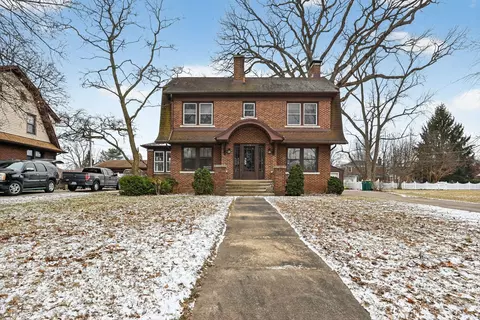 215 Prospect Ave, Streator, IL 61364