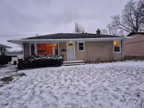 413 27th St, Rockford, IL 61108