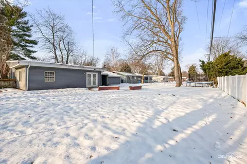 Exterior - 30 Hampton Rd, Montgomery, IL 60538 photo 3 of 3