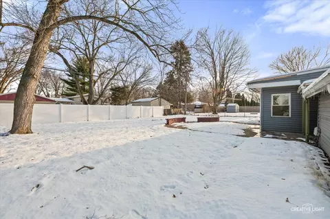 Exterior - 30 Hampton Rd, Montgomery, IL 60538 photo 2 of 3