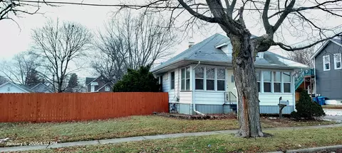 Other - 628 Monroe St, Aurora, IL 60505 photo 3 of 8