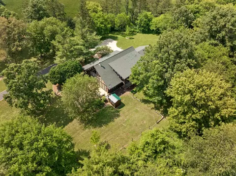 17515 Deep Cut Rd, Woodstock, IL 60098