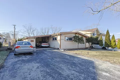 372 Nancy Ln, Wheeling, IL 60090