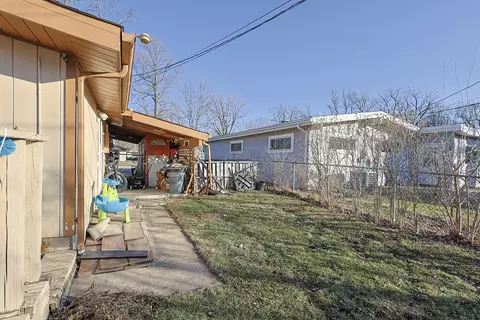 Exterior - 372 Nancy Ln, Wheeling, IL 60090 photo 6 of 6