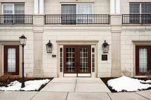 Undisclosed, Clarendon Hills, IL 60514