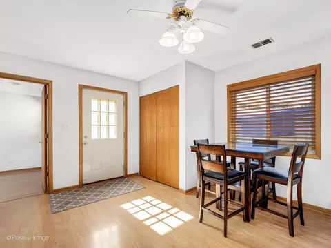 Entry Way - 5509 Bohlander Ave, Berkeley, IL 60163 photo 1 of 1