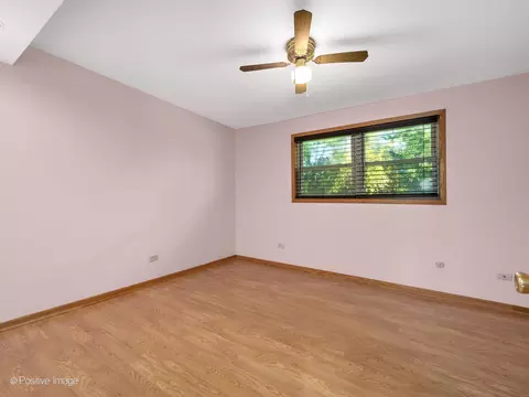 Bedroom - 5509 Bohlander Ave, Berkeley, IL 60163 photo 2 of 3