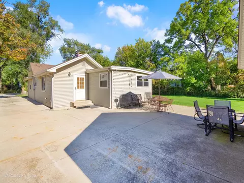 Exterior - 5509 Bohlander Ave, Berkeley, IL 60163 photo 3 of 7