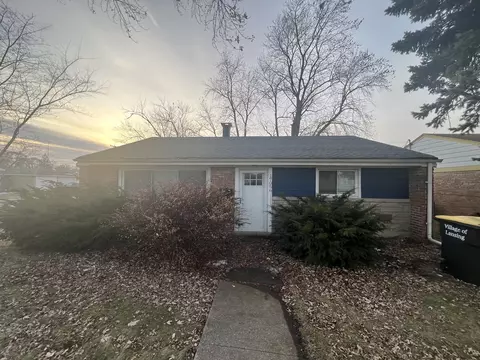 17056 Burnham Ave, Lansing, IL 60438