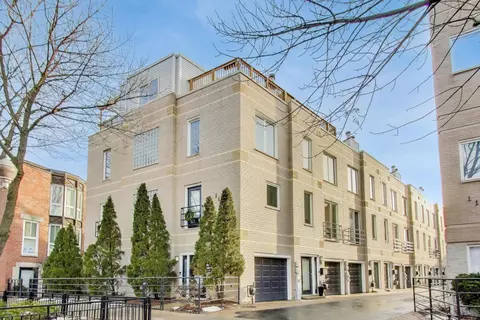 1145 W Newport Ave #T, Chicago, IL 60657