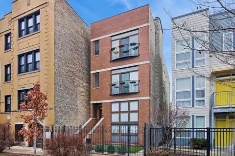 1423 N Artesian Ave #1, Chicago, IL 60622