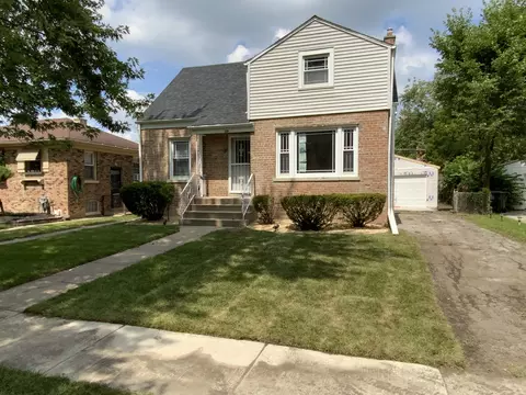 Exterior - 228 E 141st St, Dolton, IL 60419 photo 2 of 3