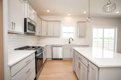 Kitchen - 2194 Corrigan Way, Normal, IL 61761 photo 3 of 4