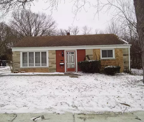 57 Marquette St, Park Forest, IL 60466