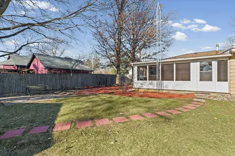 Exterior - 103 W Jefferson St, Philo, IL 61864 photo 9 of 10