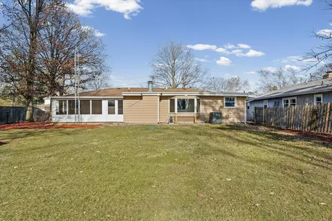 Exterior - 103 W Jefferson St, Philo, IL 61864 photo 10 of 10