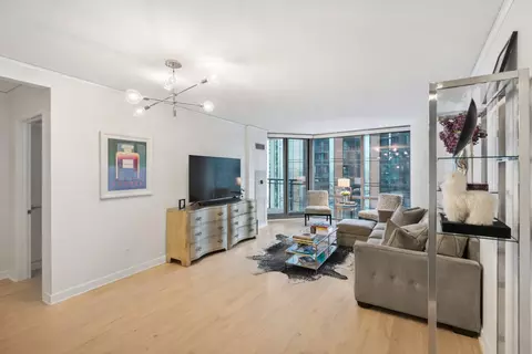 450 E Waterside Dr #1306, Chicago, IL 60601 photo 5