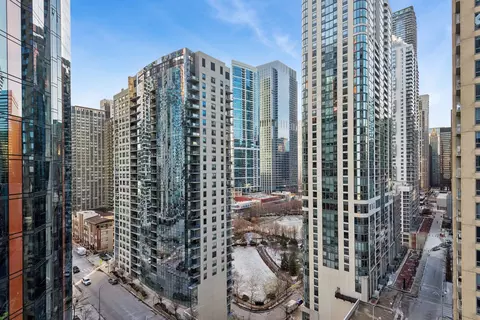 450 E Waterside Dr #1306, Chicago, IL 60601 photo 18
