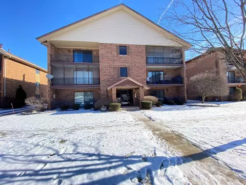 16813 81st Ave #1S, Tinley Park, IL 60477