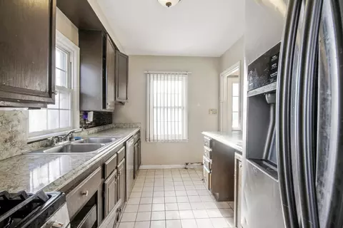 Kitchen - 3615 214th St, Matteson, IL 60443 photo 1 of 1