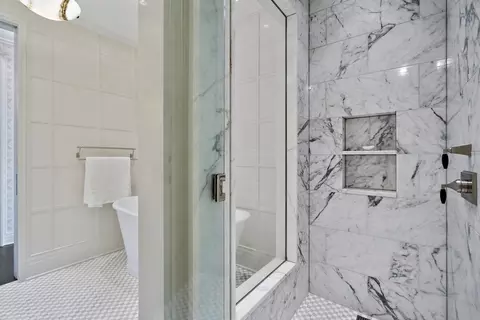 Bath - 159 E Walton Pl #14A, Chicago, IL 60611 photo 5 of 5
