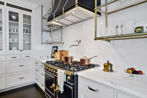 Kitchen - 159 E Walton Pl #14A, Chicago, IL 60611 photo 1 of 5