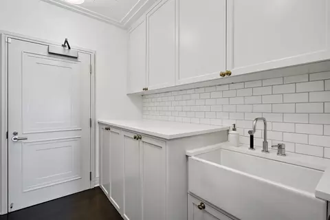 Other - 159 E Walton Pl #14A, Chicago, IL 60611 photo 4 of 6