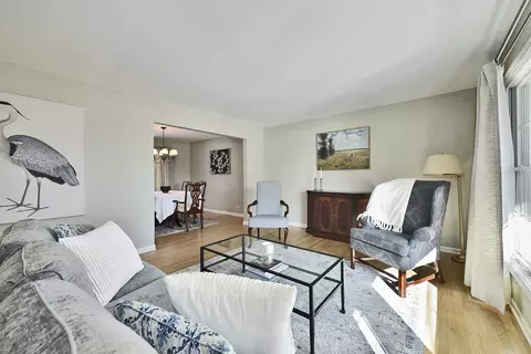 Living - 3830 Anjou Ln, Hoffman Estates, IL 60192 photo 5 of 5