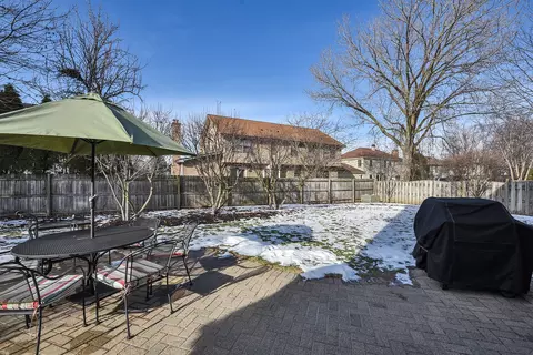 Exterior - 3830 Anjou Ln, Hoffman Estates, IL 60192 photo 2 of 5