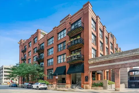 1000 W Washington Blvd #132, Chicago, IL 60607