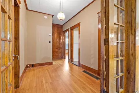 Entry Way - 112 E Jefferson St, Dana, IL 61321 photo 1 of 7