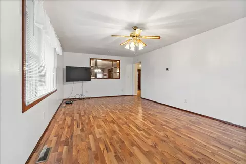 Living - 112 E Jefferson St, Dana, IL 61321 photo 4 of 4