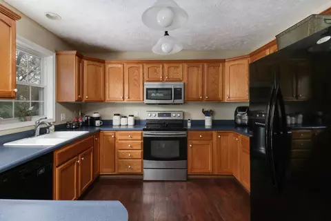 Kitchen - 1502 Killarney Ct, Normal, IL 61761 photo 2 of 4