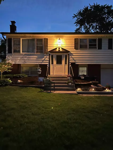 16334 Ridgeland Ave, Tinley Park, IL 60477