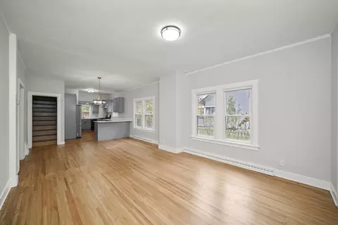 1009 Augusta Ave, Elgin, IL 60120 photo 11